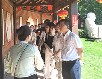 弘揚傳(chuan)統傢(jia)規傢(jia)訓,傳(chuan)承(cheng)“向上向善(shan)向廉”精(jīng)神